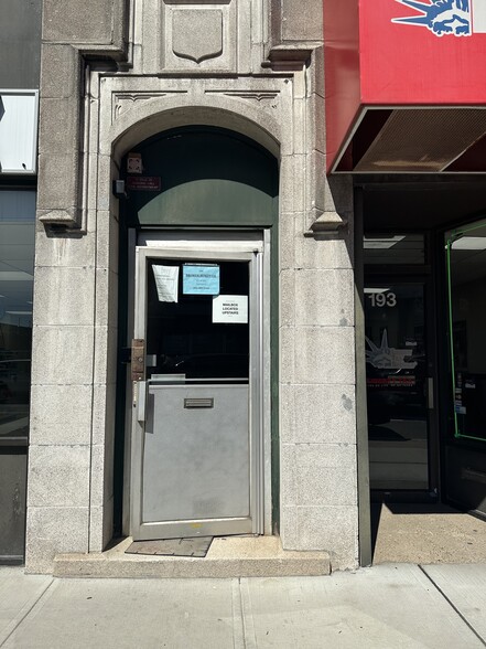 More Photos Of 191-193 Main St, Hackensack Storefront Retail Office For Lease