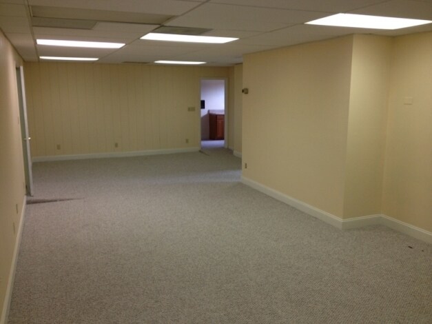 More Photos Of 107 Merrimon Ave, Asheville Office Residential For Lease