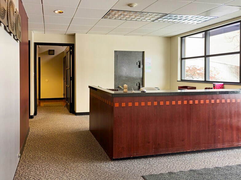 More Photos Of 2320 S Main St, Salt Lake City Flex For Lease