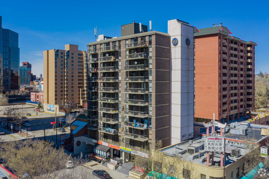 Primary Photo Of 108 3rd Ave SW, Calgary Multifamily For Sale