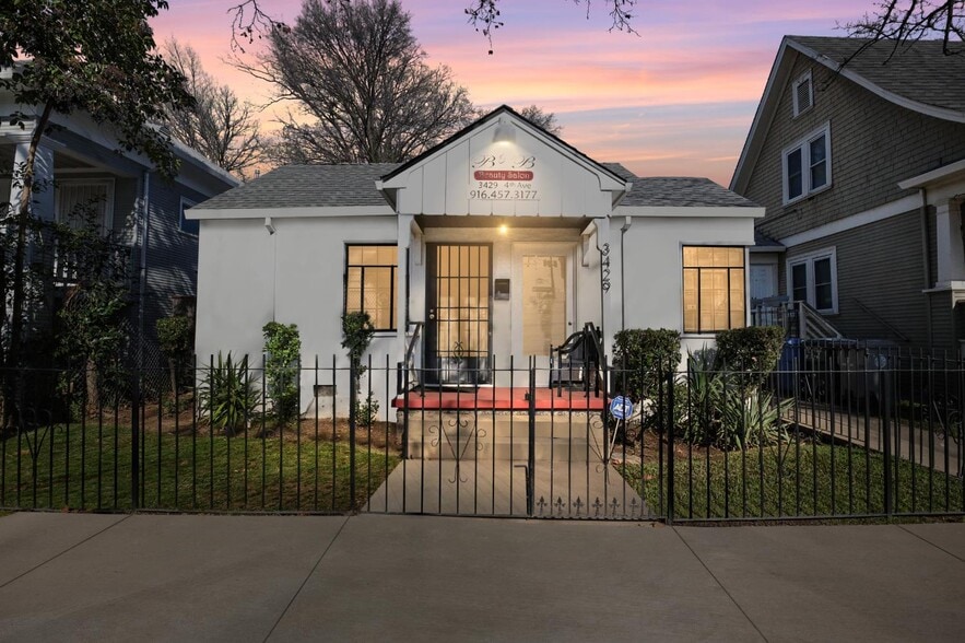 Primary Photo Of 3429 4th Ave, Sacramento Flex For Sale