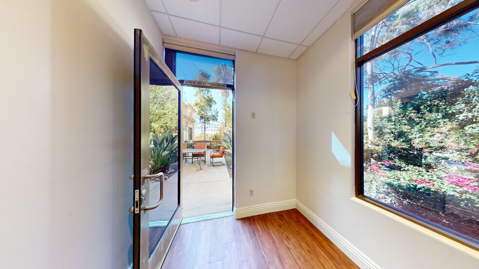 More Photos Of 1161 Puerta del Sol, San Clemente Medical For Lease