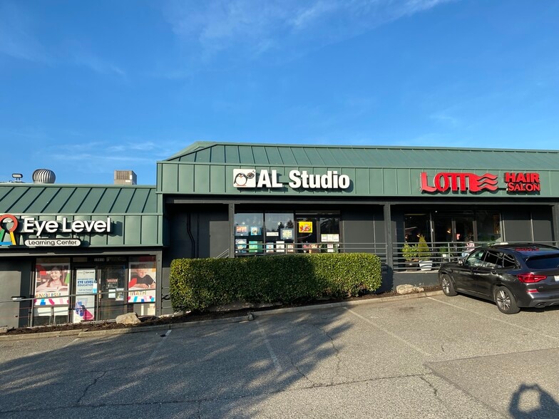 More Photos Of 12816 SE 38th Pl, Bellevue Freestanding For Lease
