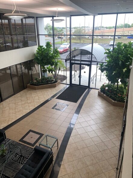 More Photos Of 950 S Winter Park Dr, Casselberry Office For Lease