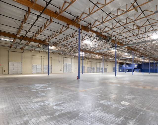 More Photos Of 7100 W Erie St, Chandler Manufacturing For Sale