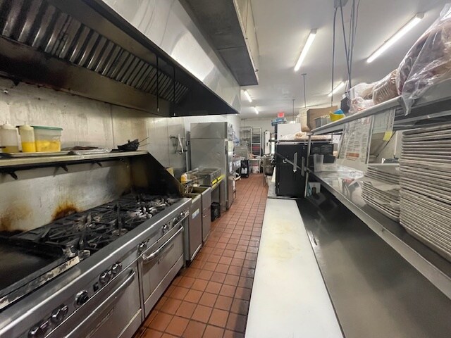 More Photos Of 1731 S 7th St, Saint Louis Restaurant For Sale