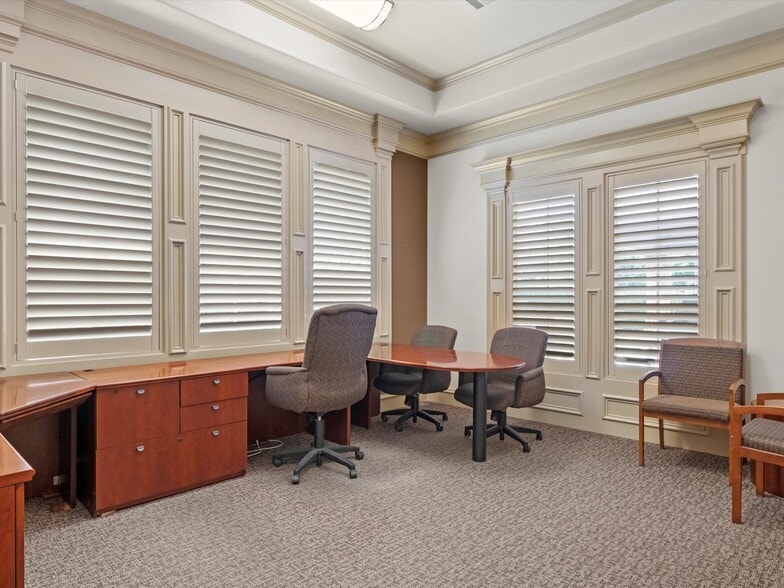 More Photos Of 4603 Colleyville Blvd, Colleyville Office For Sale
