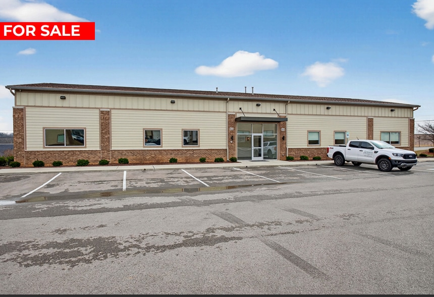 Primary Photo Of 1031 Parkway Dr, Spring Hill Mixed Retail For Sale