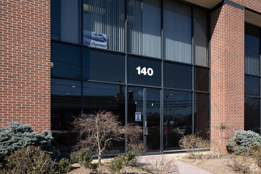 More Photos Of 140 Mountain Ave, Springfield Office For Lease