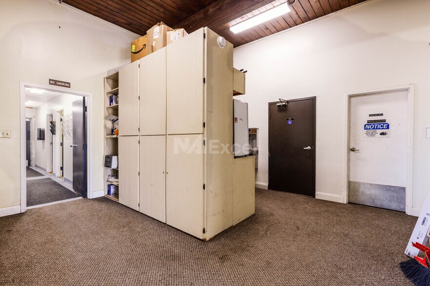 More Photos Of 550 S 1100 W, Fillmore Warehouse For Sale