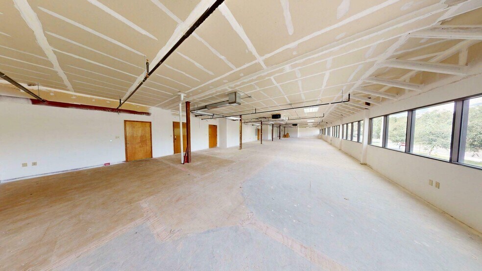 More Photos Of 140 N Westmonte Dr, Altamonte Springs Medical For Lease