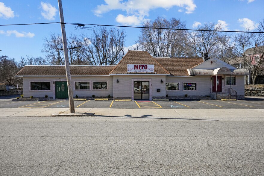 More Photos Of 754 Front St, Woonsocket Restaurant For Sale