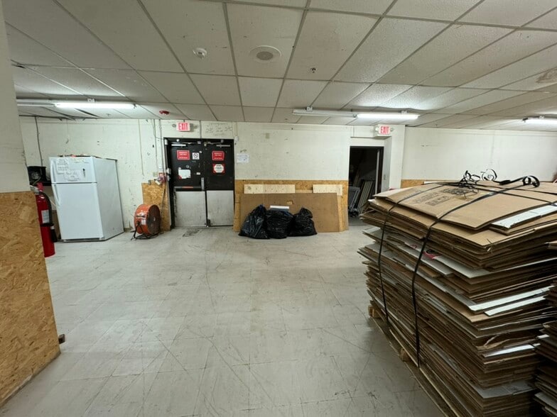 More Photos Of 651 Carey Ave, Wilkes Barre Freestanding For Sale