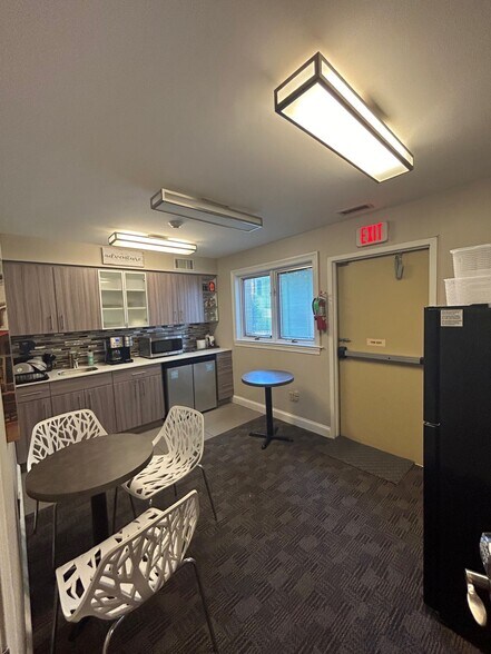 More Photos Of 207 Leedom St, Jenkintown Office Residential For Lease