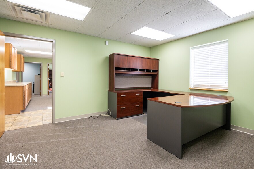 More Photos Of 111 Capital Ct, Nicholasville Industrial For Sale