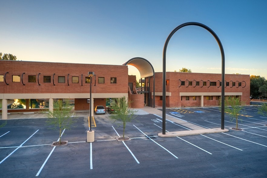More Photos Of 2204 S Dobson Rd, Mesa Medical For Sale