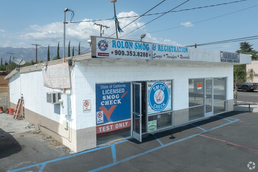 Primary Photo Of , Beaumont General Retail For Sale