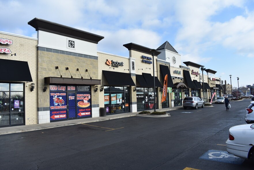 More Photos Of 605-621 Roosevelt Rd, Maywood Storefront For Lease