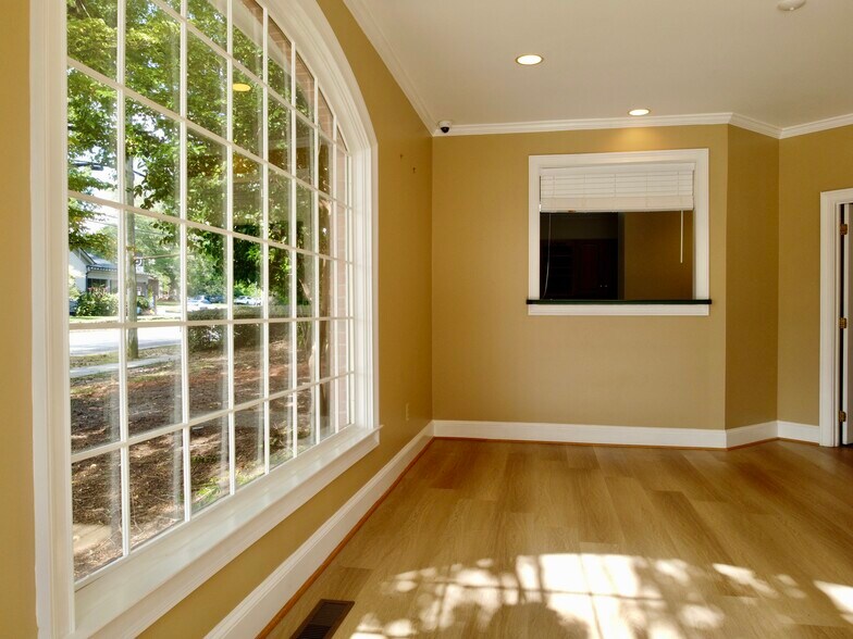 More Photos Of 3218 Mill St, Covington Medical For Sale