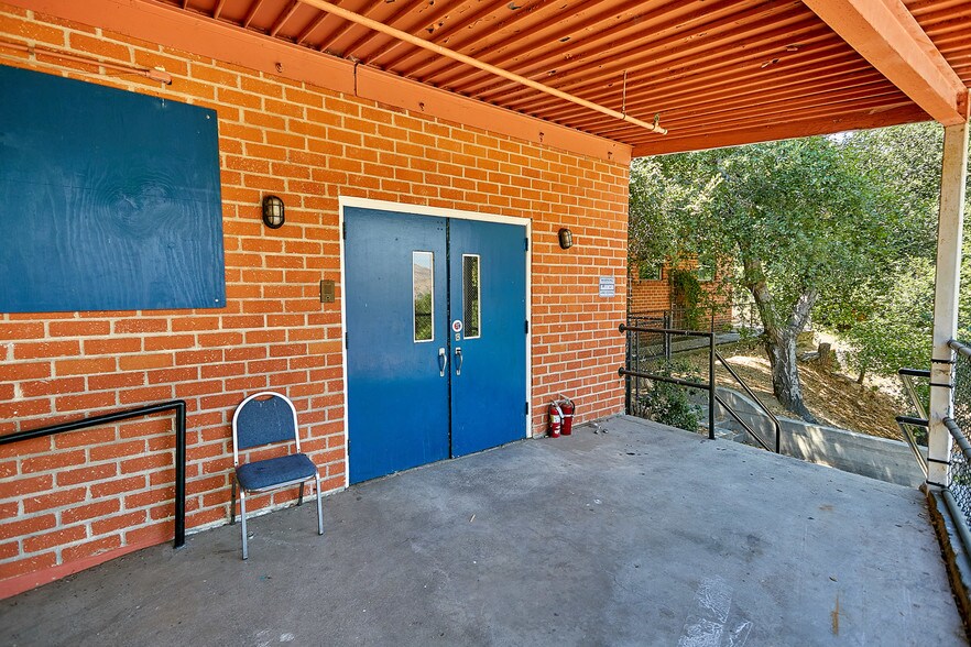 More Photos Of 7744-7754 McGroarty St, Tujunga Schools For Sale