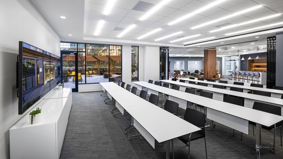 More Photos Of 25 Massachusetts Ave NW, Washington Office For Lease