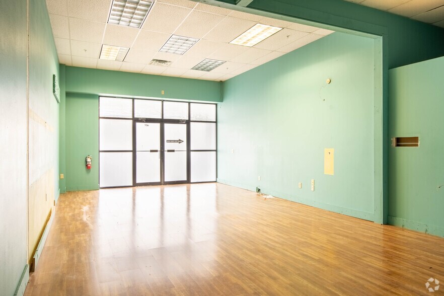 More Photos Of 2024-2050 S Stoughton Rd, Madison General Retail For Sale