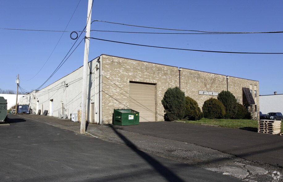 More Photos Of 1327 Adams Rd, Bensalem Warehouse For Lease
