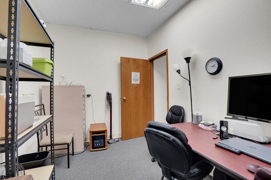More Photos Of 330 Park Ave, Fort Lupton Office For Lease