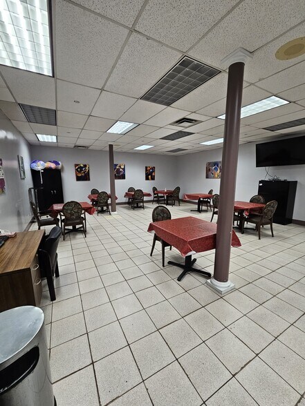 More Photos Of 913 E 108th St, Brooklyn Storefront Retail Office For Sale