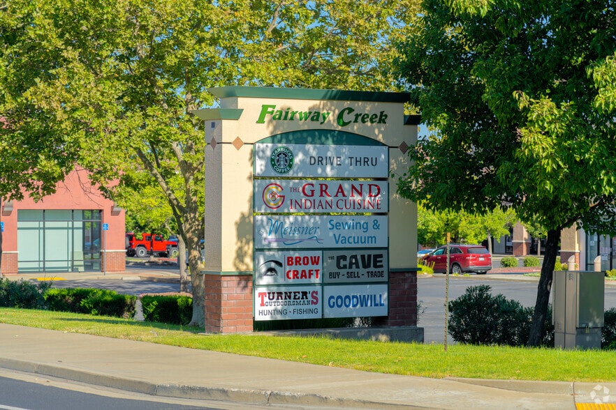 More Photos Of 9400 Fairway Dr, Roseville Storefront For Lease