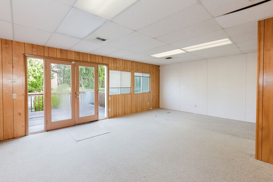 More Photos Of 4938 SW Lake Flora Rd, Port Orchard Office For Lease