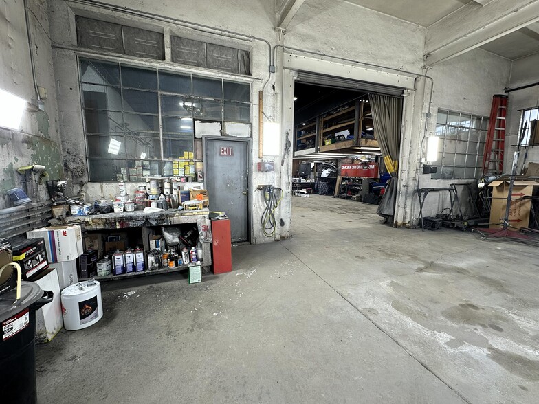 More Photos Of 163 Crescent St, Brockton General Retail For Sale