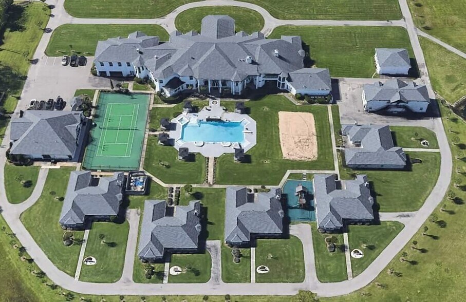 Primary Photo Of 19525 Doerre Rd, Spring Lodge Meeting Hall For Sale