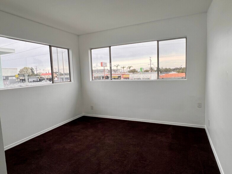 More Photos Of 4118 Redondo Beach Blvd, Torrance Apartments For Sale