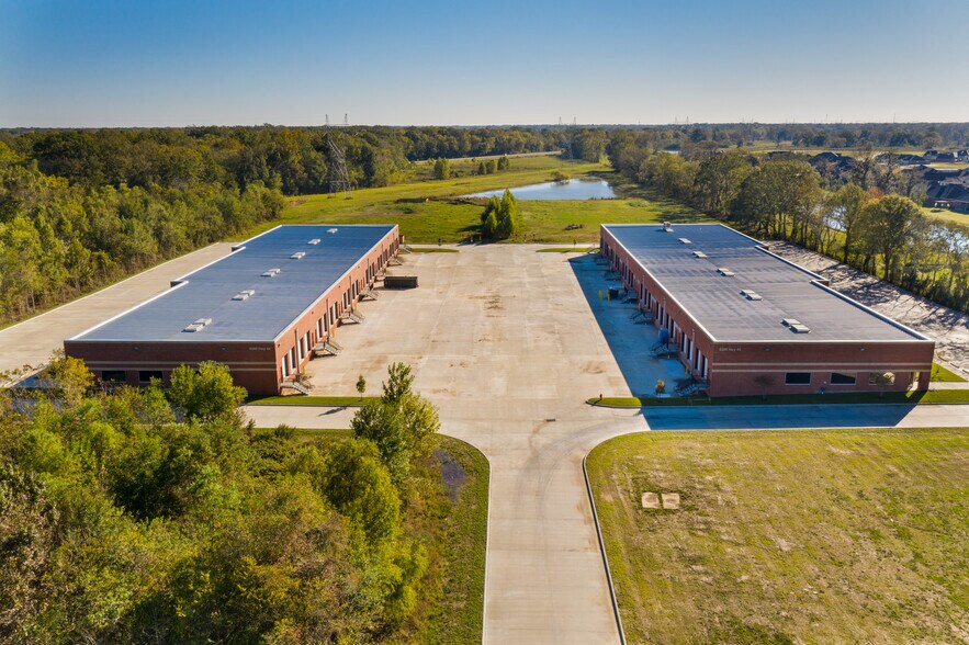 More Photos Of 8184 Hwy 44, Gonzales Research And Development For Lease