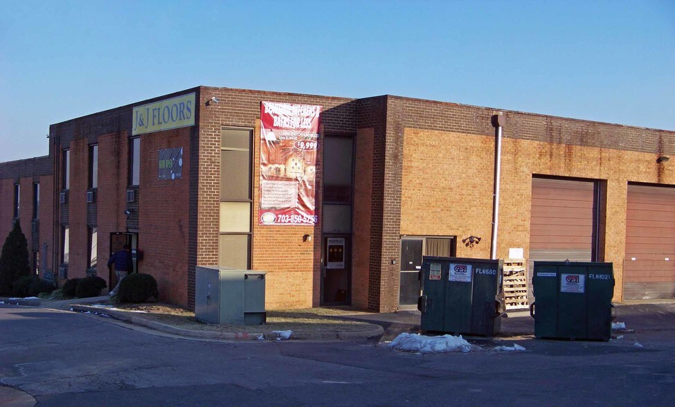 More Photos Of 7631 Fullerton Rd, Springfield Warehouse For Lease