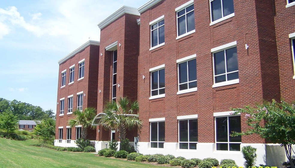 More Photos Of 204 Caughman Farm Ln, Lexington Office For Lease