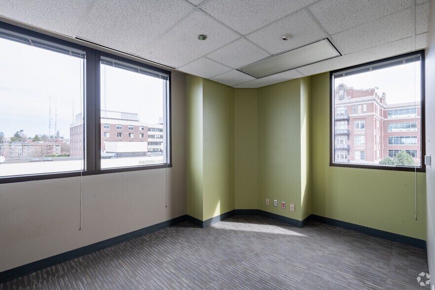 More Photos Of 550 17th Ave, Seattle Unknown For Lease