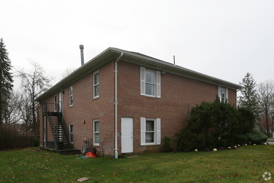 More Photos Of 181 Smithtown Blvd, Nesconset Office For Lease