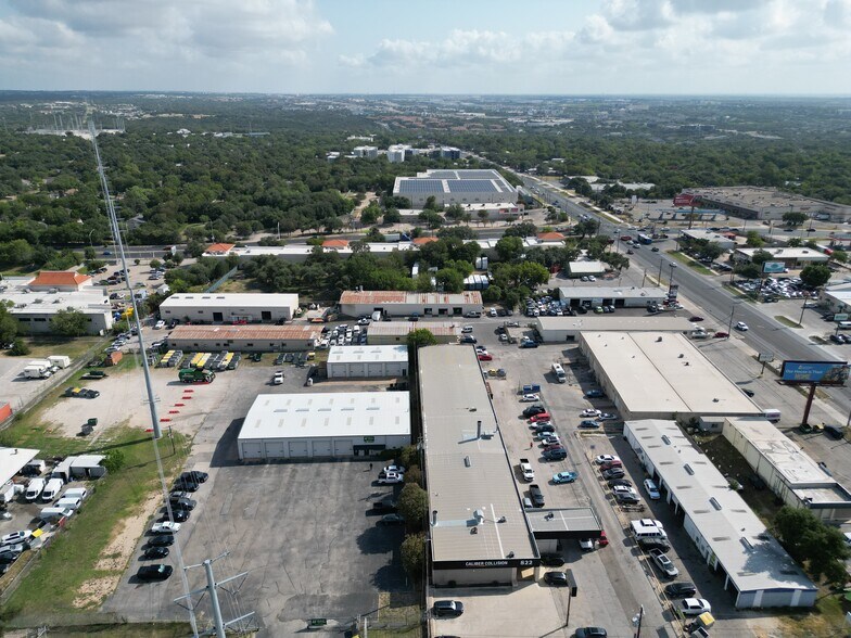 More Photos Of 11116 N Lamar Blvd, Austin Service For Sale