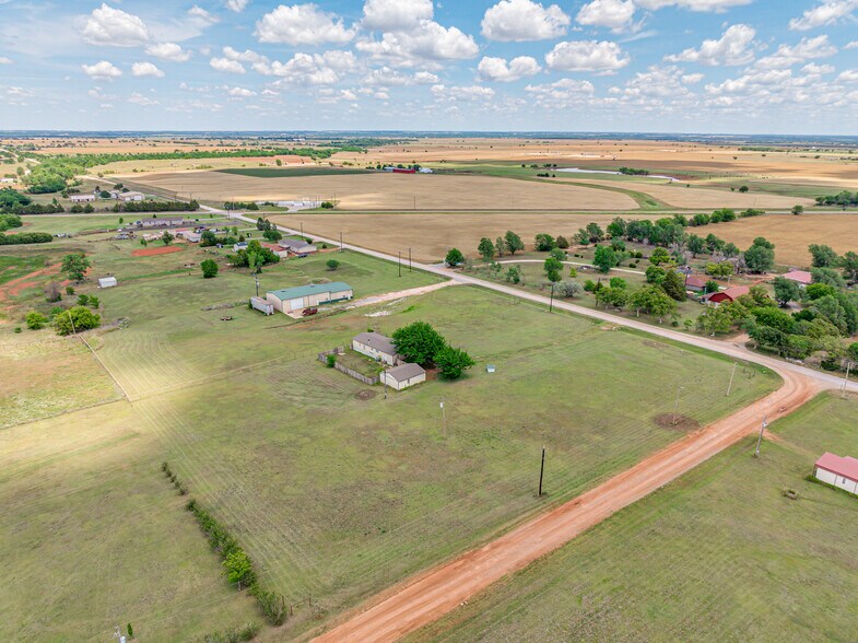More Photos Of 22514 2930 rd, Kingfisher Industrial For Sale