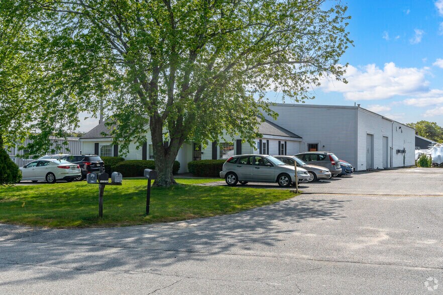 More Photos Of 53 Portside Dr, Bourne Unknown For Lease