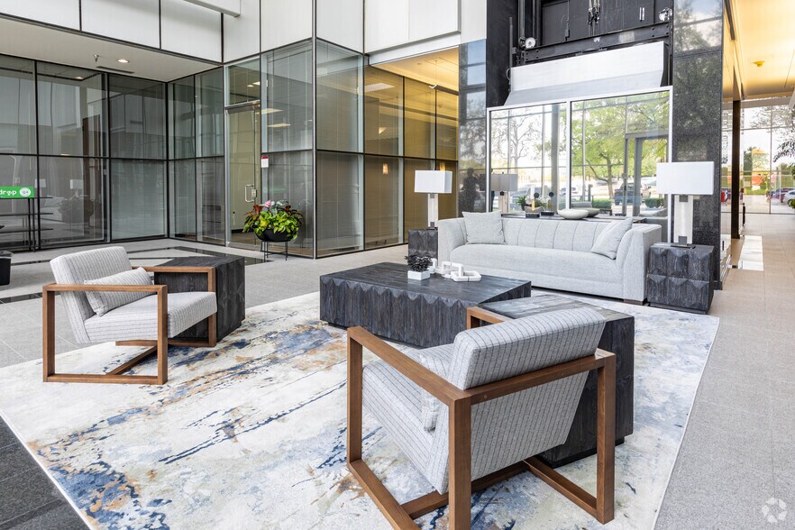 More Photos Of 15915 Katy Fwy, Houston Office For Lease