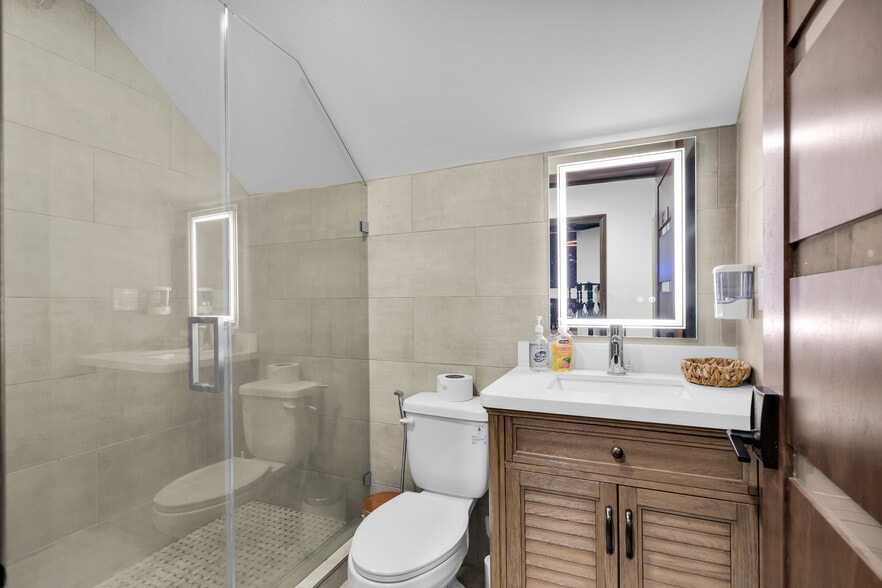 More Photos Of 345 W Foothill Blvd, Upland Restaurant For Sale