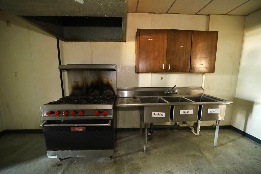 More Photos Of 970 E Humbolt St, Fort Worth Medical For Lease