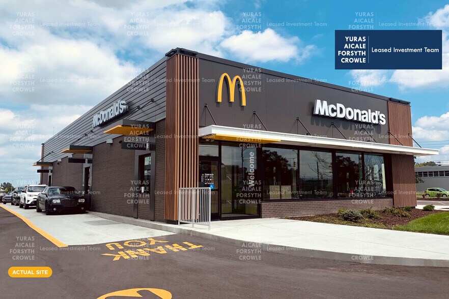 Primary Photo Of 12328 W US Highway 90, San Antonio Fast Food For Sale