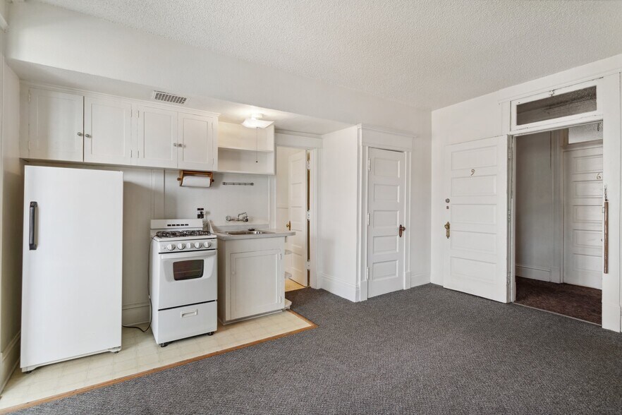 More Photos Of 1215 N Nevada Ave, Colorado Springs Apartments For Sale