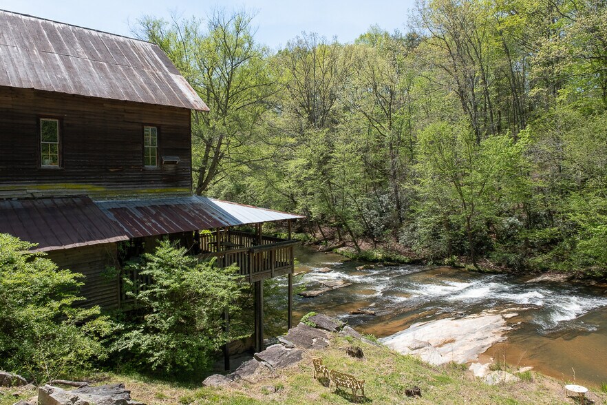 More Photos Of 318 Elkin Creek Mill Rd, Elkin Winery Vineyard For Sale