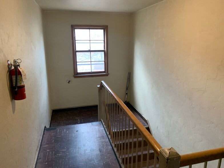 More Photos Of 2521 Noble Rd, Cleveland Heights Apartments For Sale