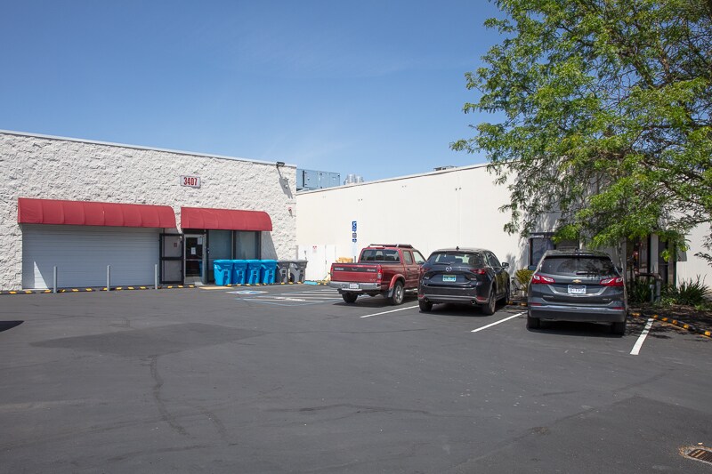 More Photos Of 3407 Industrial Dr, Santa Rosa Warehouse For Sale